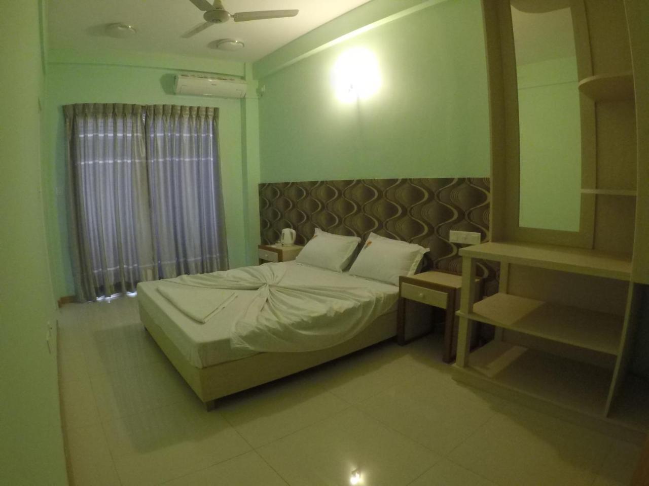 Dream Relax Inn Hulhumale Exterior photo